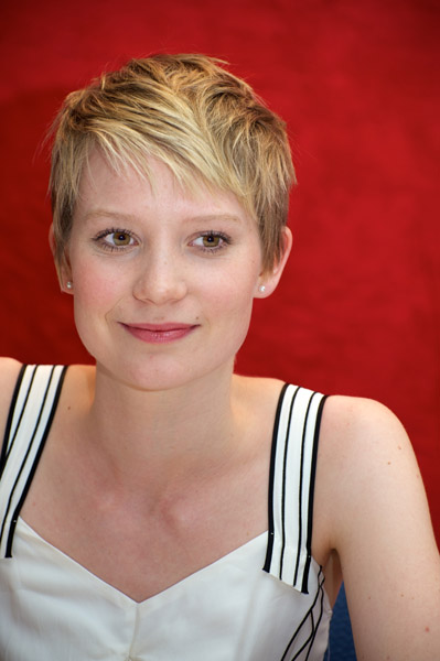 Mia Wasikowska