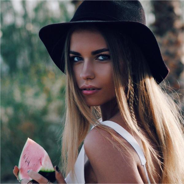 Mia Yates