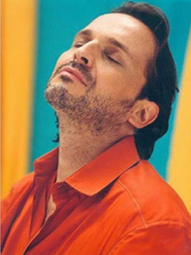 Miguel Bosé