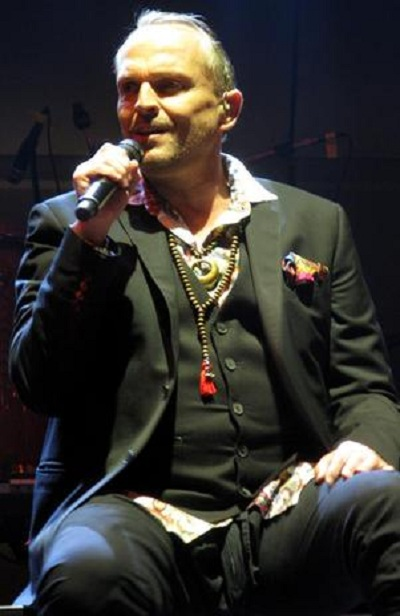 Miguel Bosé