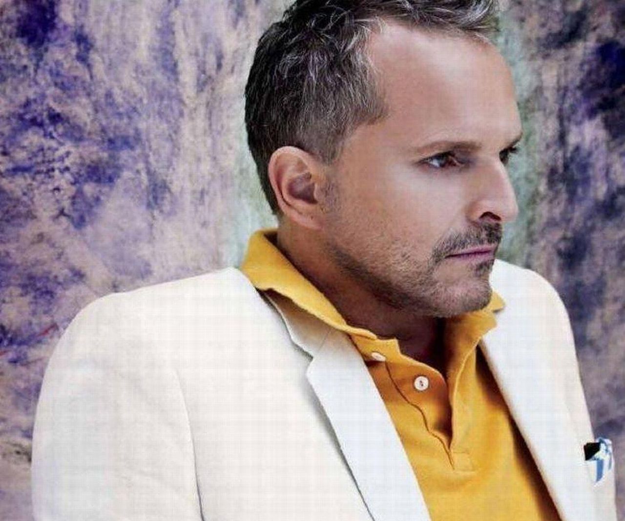 Miguel Bosé