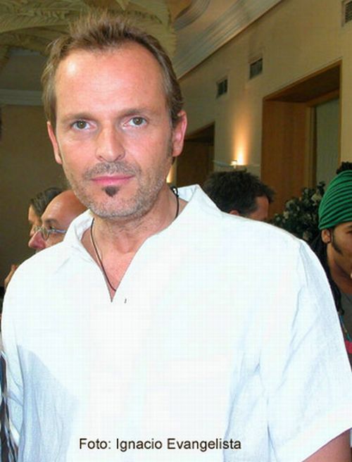 Miguel Bosé