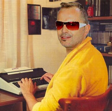 Miguel Bosé
