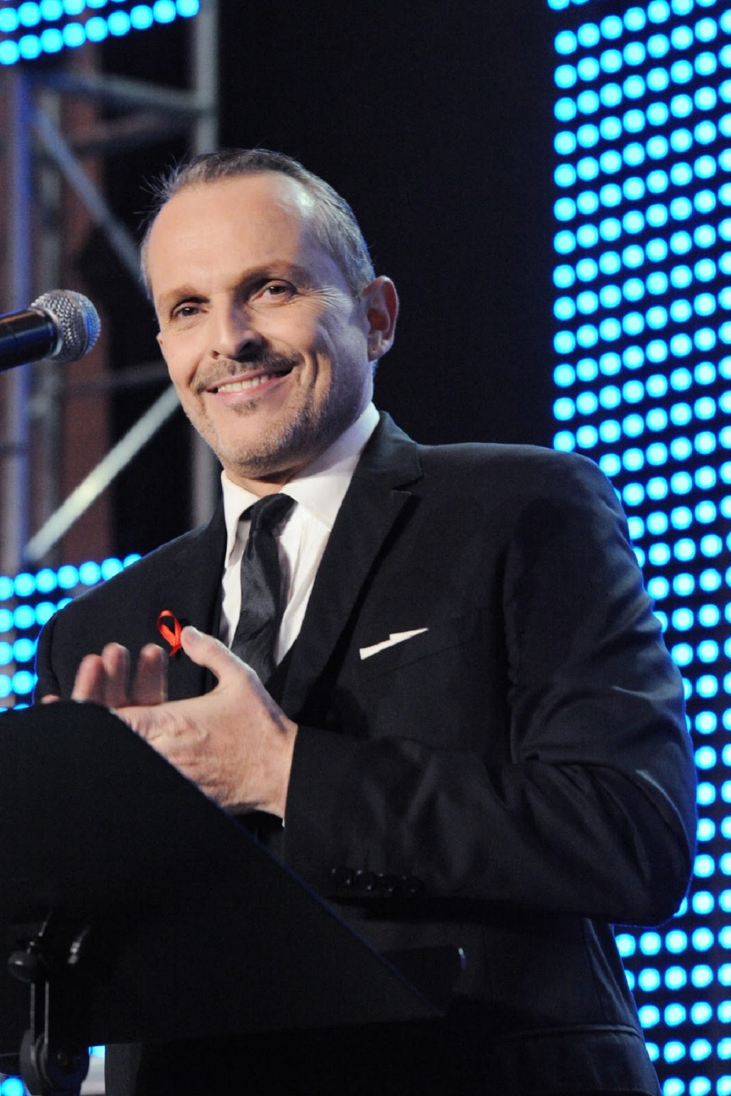 Miguel Bosé