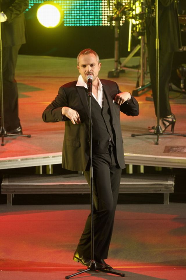Miguel Bosé