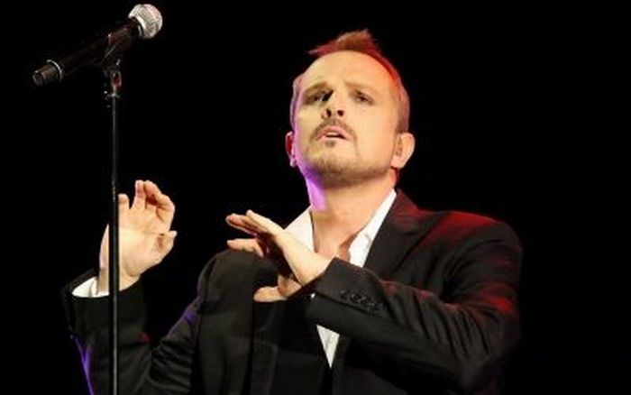 Miguel Bosé