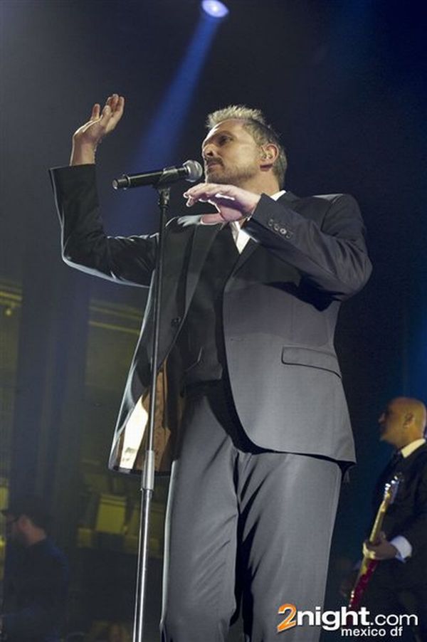 Miguel Bosé