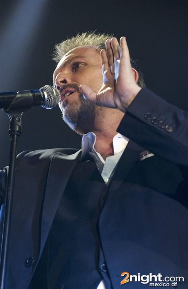 Miguel Bosé