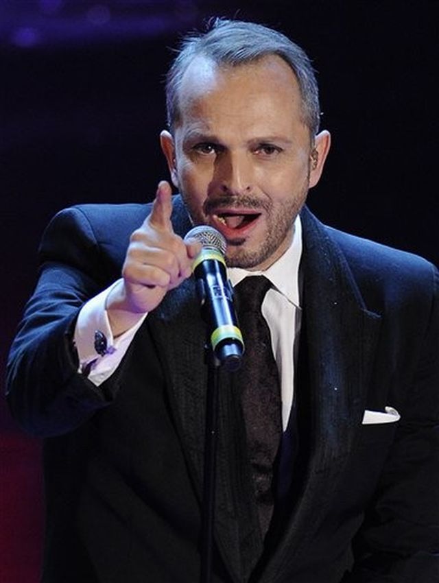 Miguel Bosé