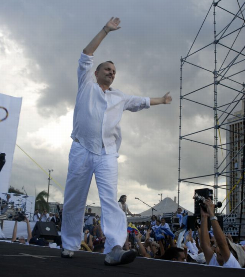 Miguel Bosé