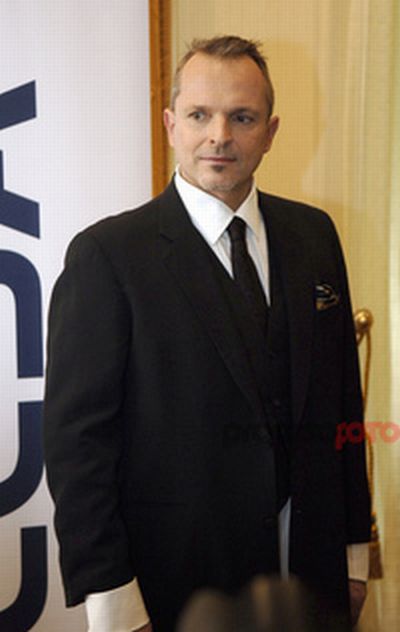 Miguel Bosé