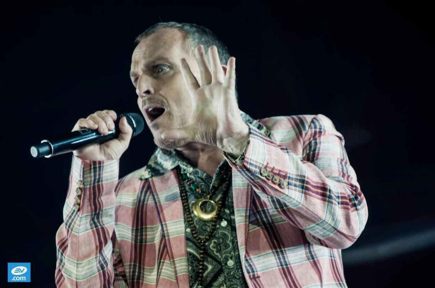Miguel Bosé