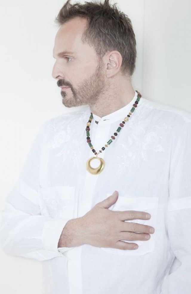 Miguel Bosé