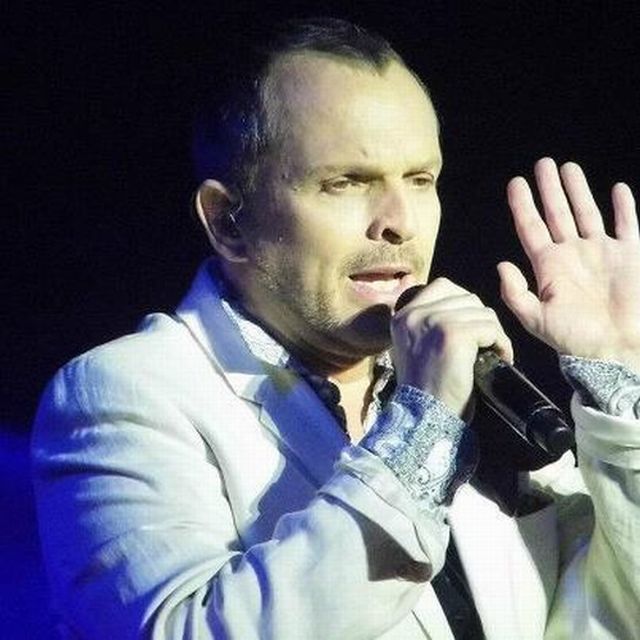 Miguel Bosé