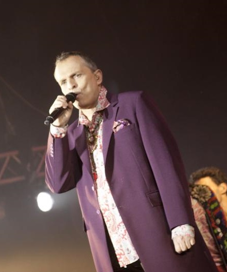 Miguel Bosé
