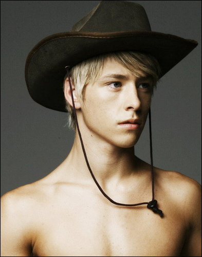 Mitch Hewer