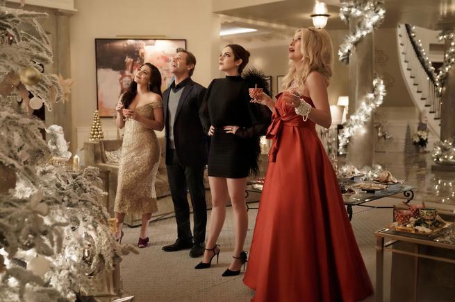 2018, TV seriál "Dynasty"