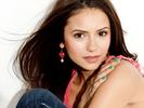 Nina Dobrev