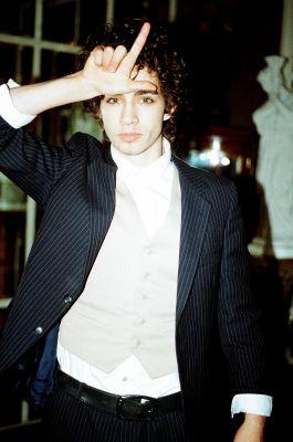 Robert Sheehan