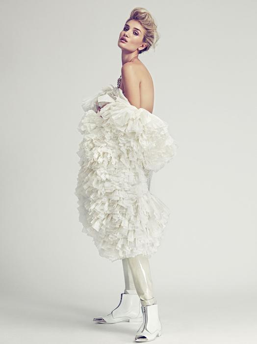 Rosie Huntington-Whiteley