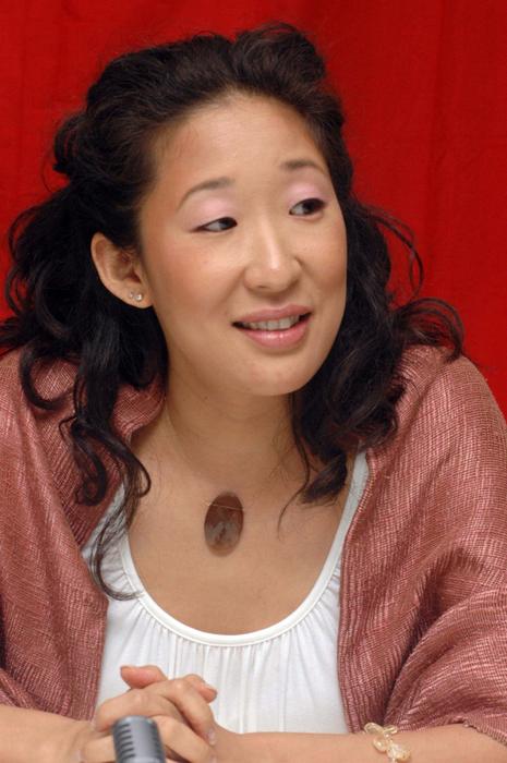 Sandra Oh