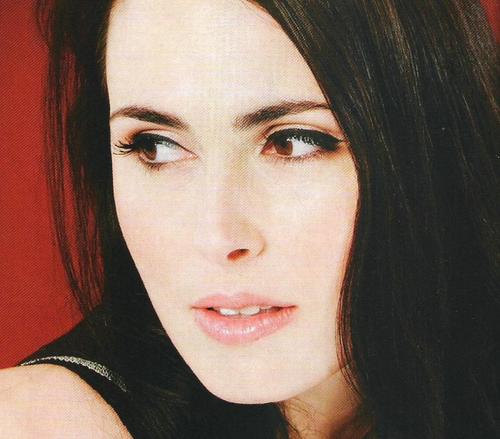 Sharon den Adel