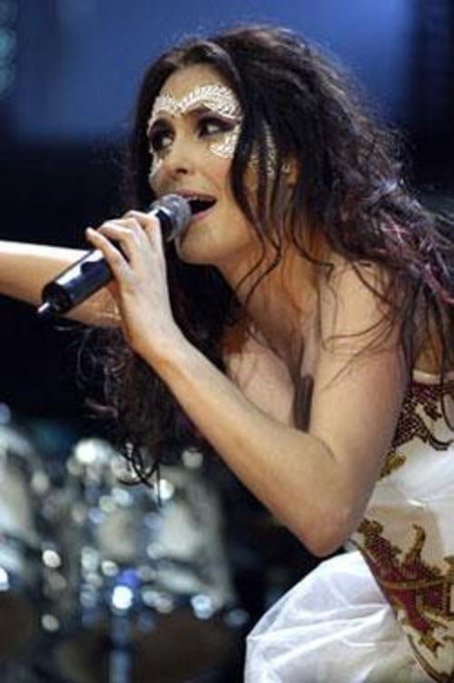 Sharon den Adel