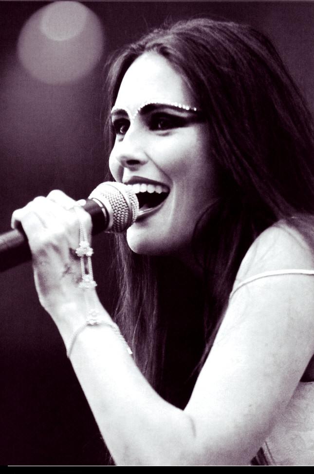 Sharon den Adel