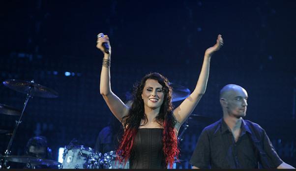 Sharon den Adel