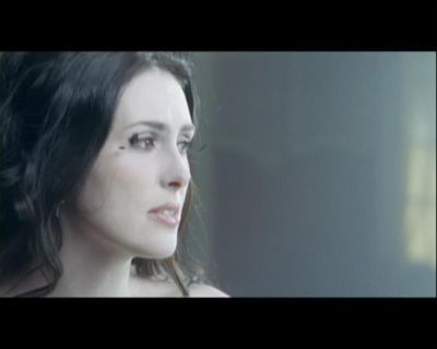 Sharon den Adel
