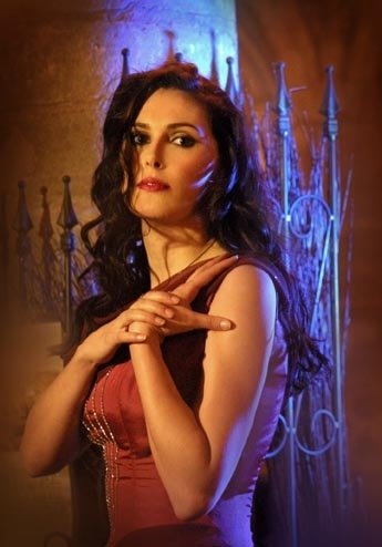 Sharon den Adel