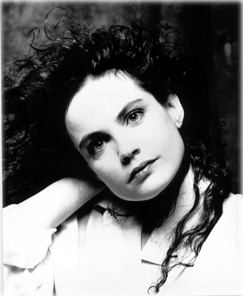 Next photo of Sigrid Thornton