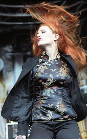 Simone Simons