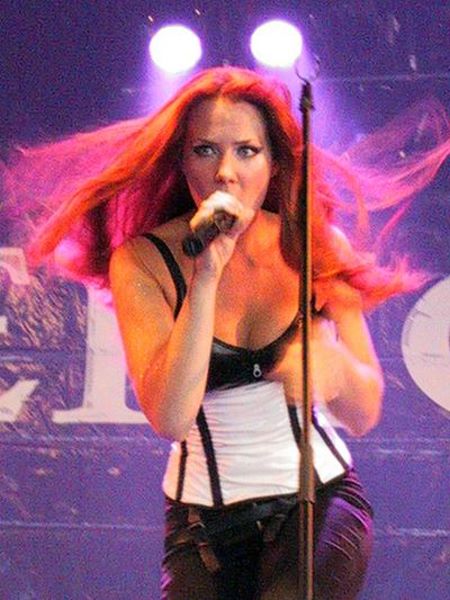 Simone Simons
