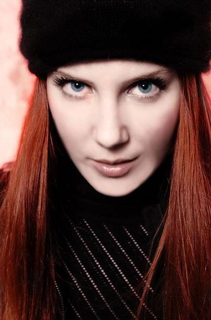 Simone Simons