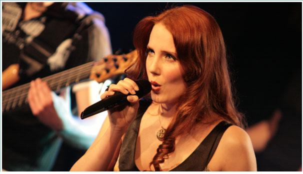 Simone Simons