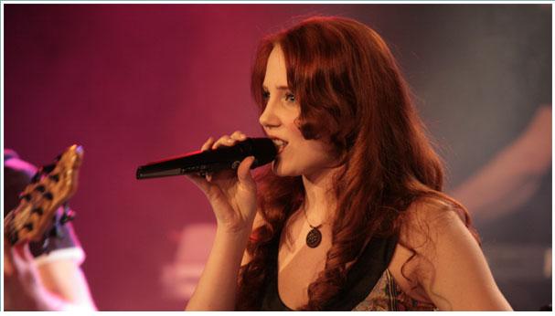 Simone Simons