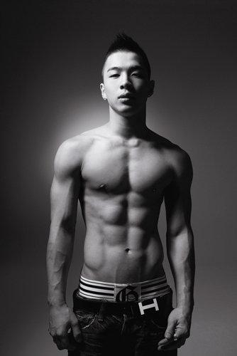Dong Youngbae