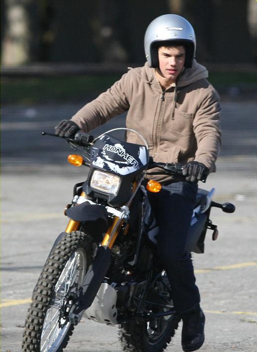 Taylor Lautner