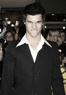 Taylor Lautner