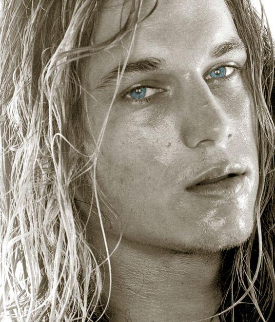 Travis Fimmel