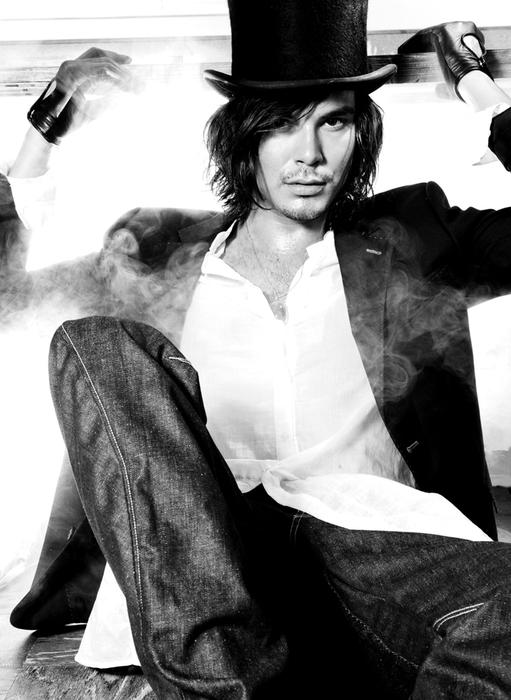 Tyler Blackburn