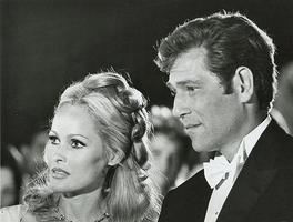 Ursula Andress