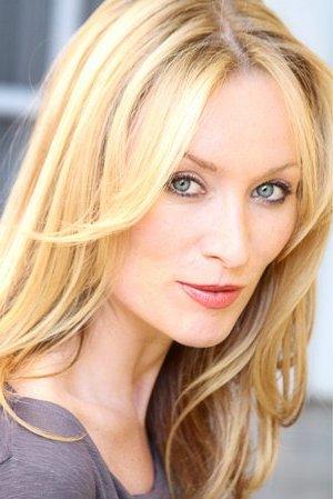 Victoria Smurfit