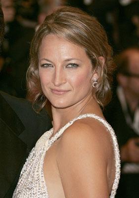 Zoe Bell