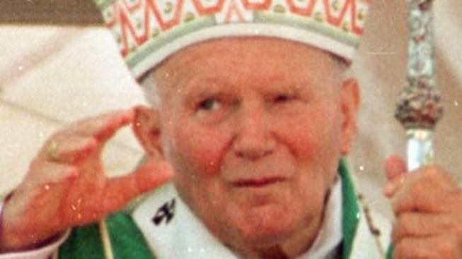 Papež Jan Pavel II. blahořečen v Římě.