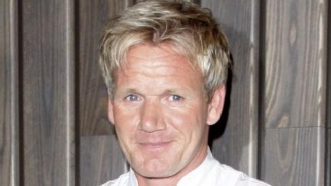 Šéfkuchař Gordon Ramsay měl dvojníka - trpasličího pornoherce. Sežral ho jezevec