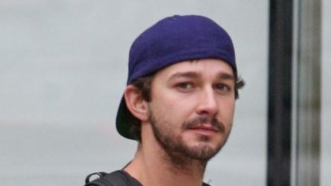 Transformer Shia LaBeouf se porval v baru