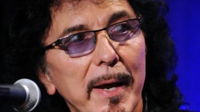 Kytarista skupiny Black Sabbath Tony Iommi má rakovinu.