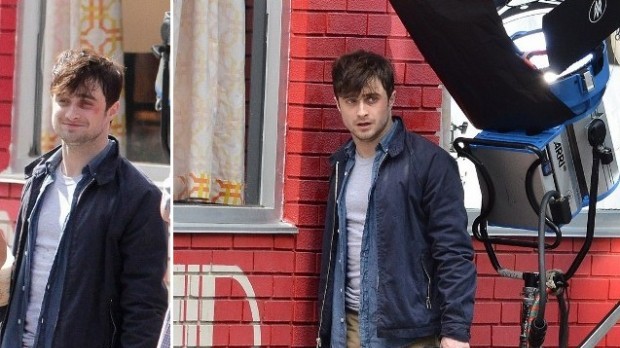 Exkluzivní snímky: Daniel Radcliffe se v novém filmu ukáže nahý